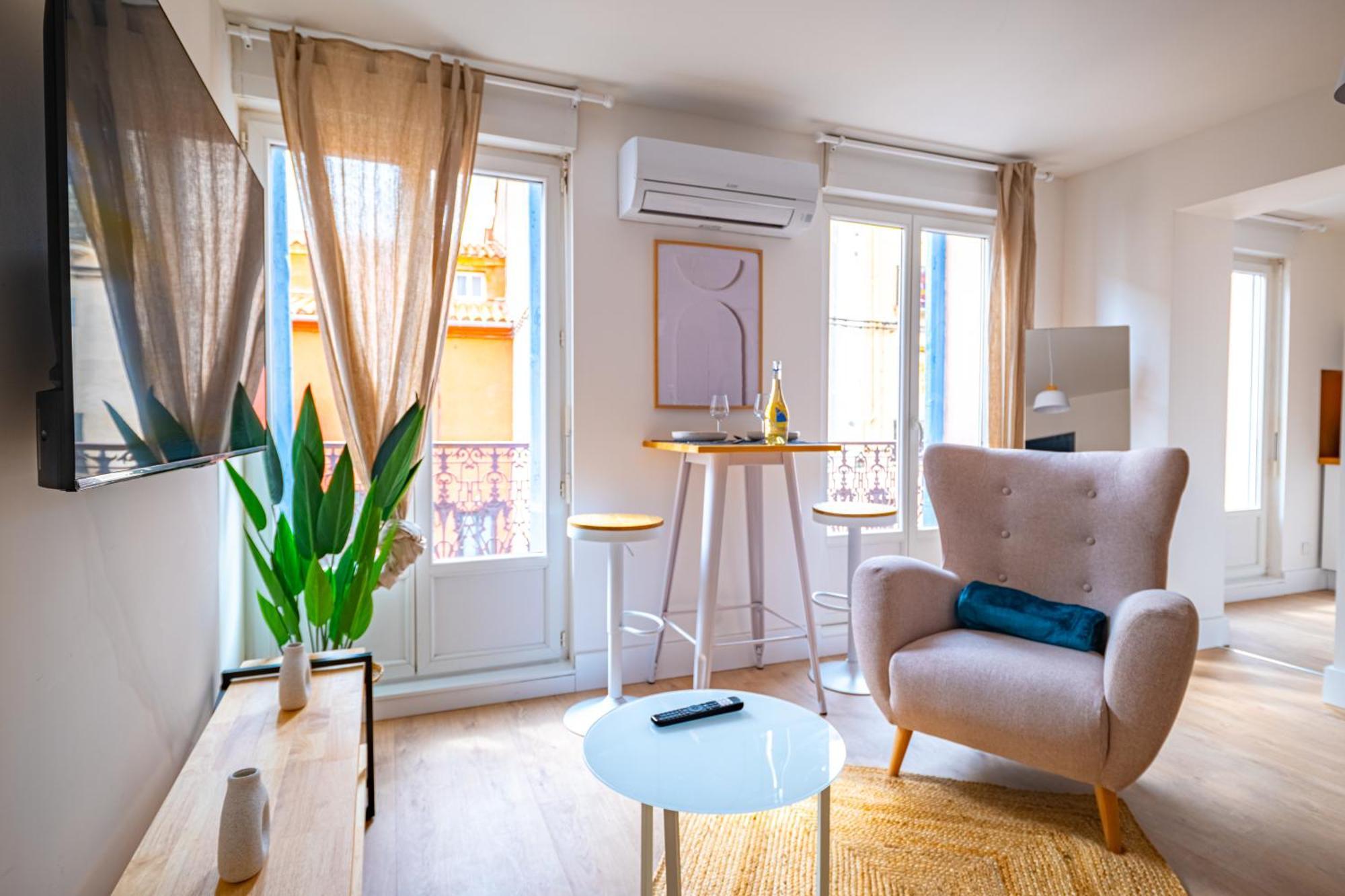 Les Suites Du Palais Des Expositions Perpignan Luaran gambar