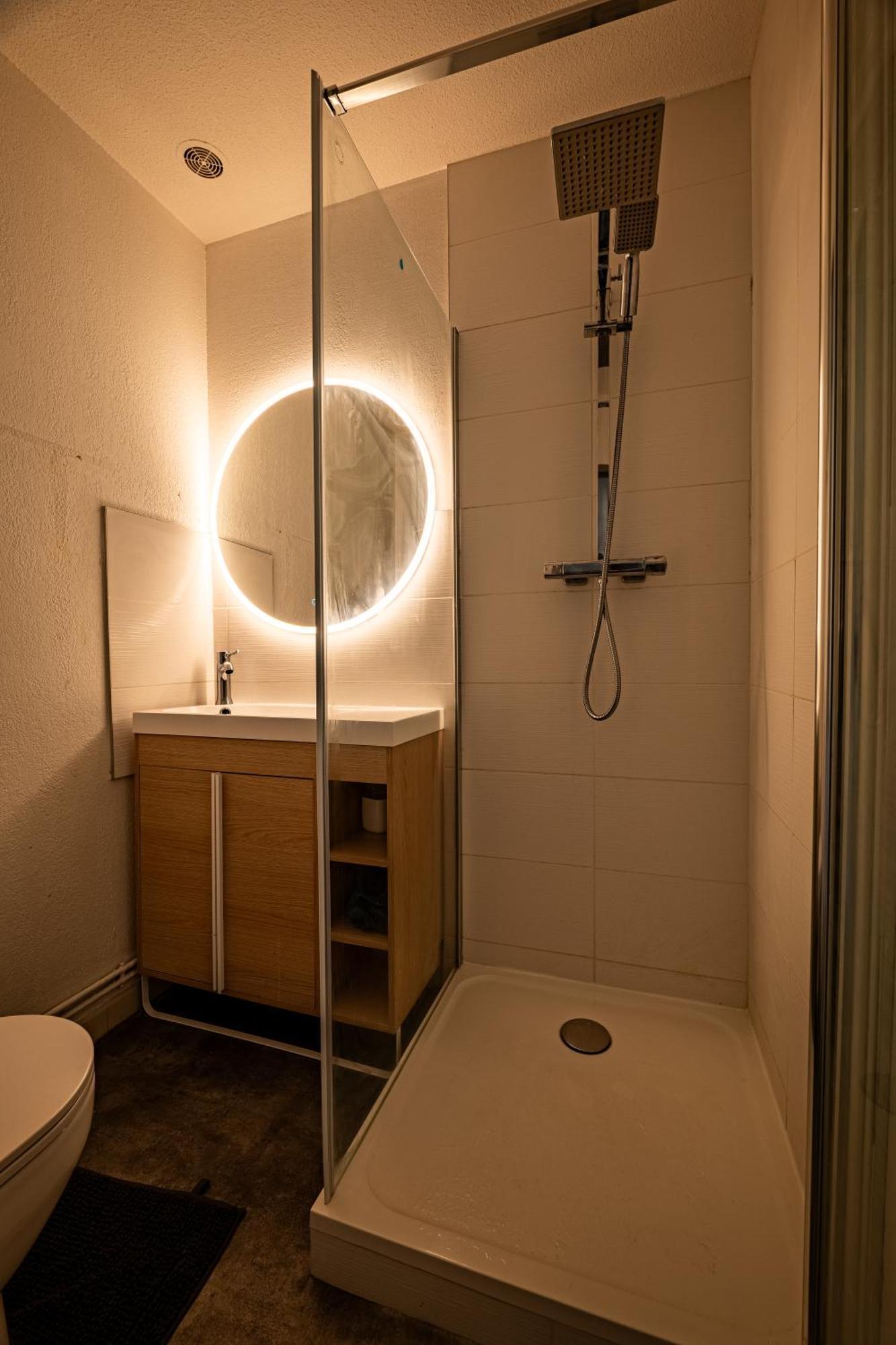 Les Suites Du Palais Des Expositions Perpignan Luaran gambar